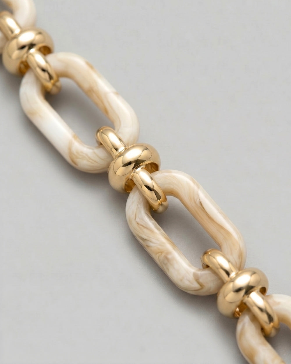 Muse Eyewear Chain