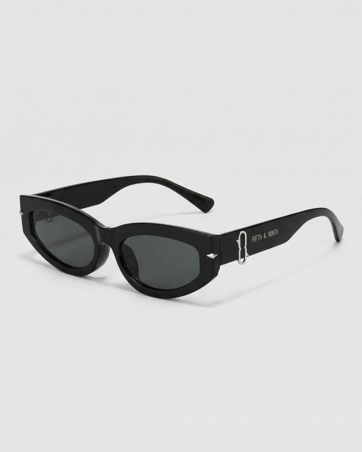 Alexa | Embellished Polarized Sunglasses | Fifth & Ninth  display picture 2