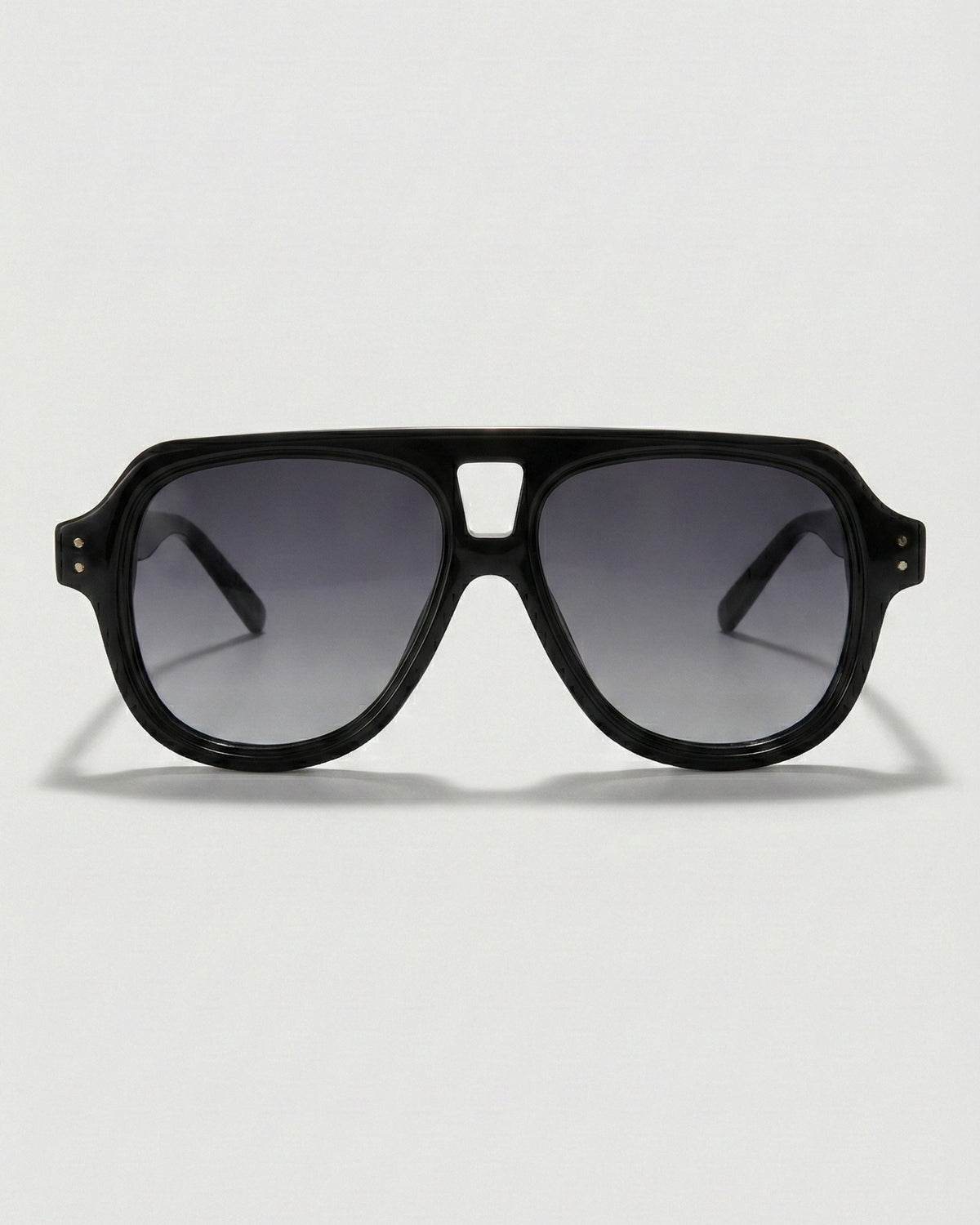 Oversized Aviator Sunglasses with Polarized Lenses and UV Protection Tangle Free Aviator - Agave Polarized – Shady Rays  main image 3