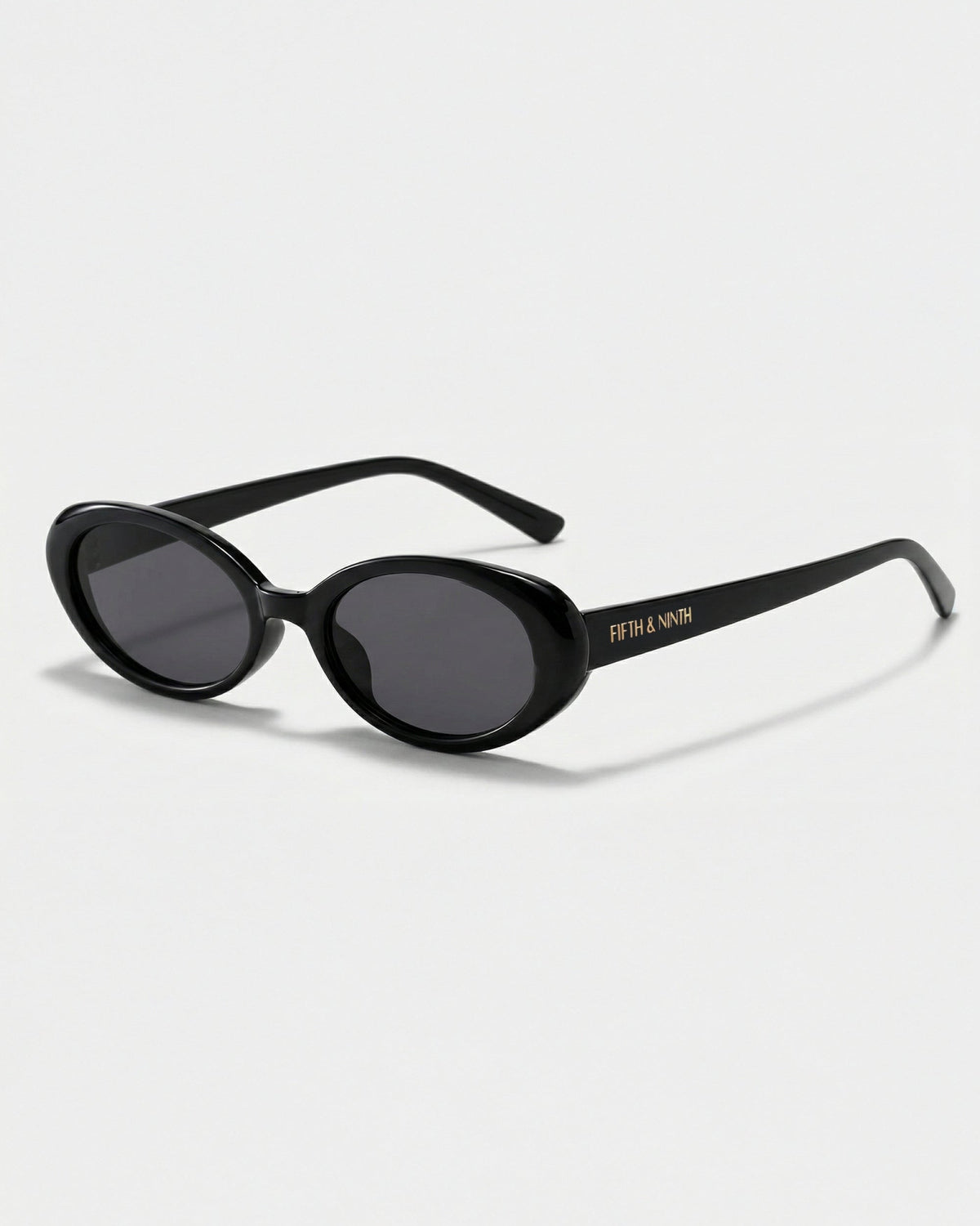 Fifth & Ninth Taya Black Oval Polarized Sunglasses Taya | Wide Oval Polarized Sunglasses | Fifth & Ninth  main image 2