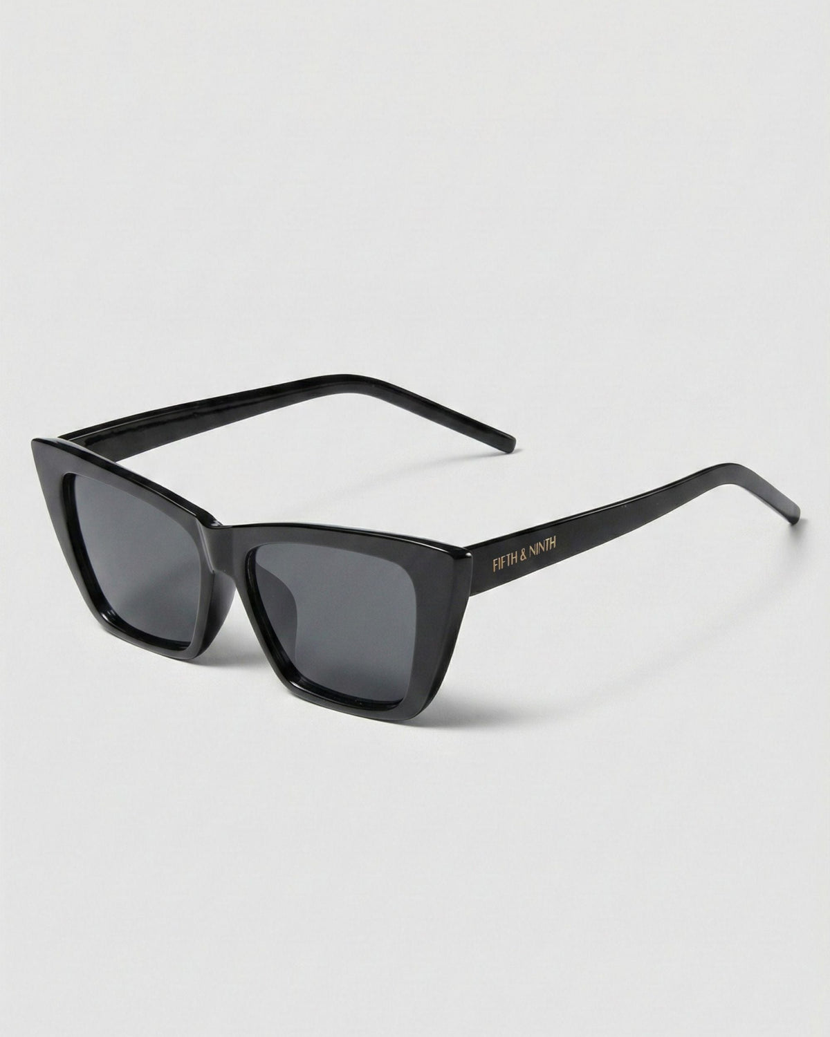 & Other Stories Black Cat Eye Sunglasses Sunnies Kinni Cat-Eye Sunglasses – Black Frame & Smoke Lens – Otra  main image 2