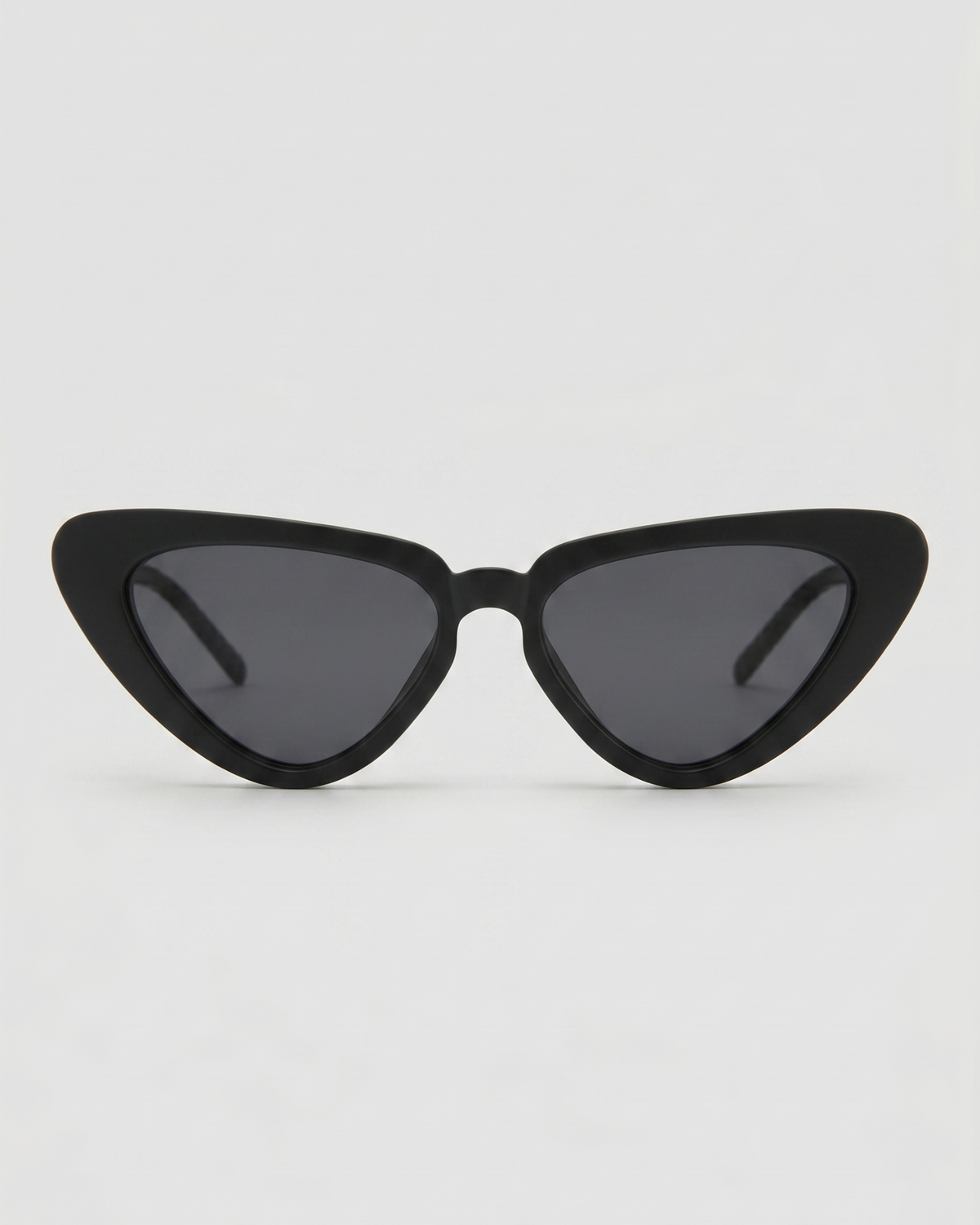 Freya | Retro Cat-Eye Polarized Sunglasses | Fifth & Ninth 