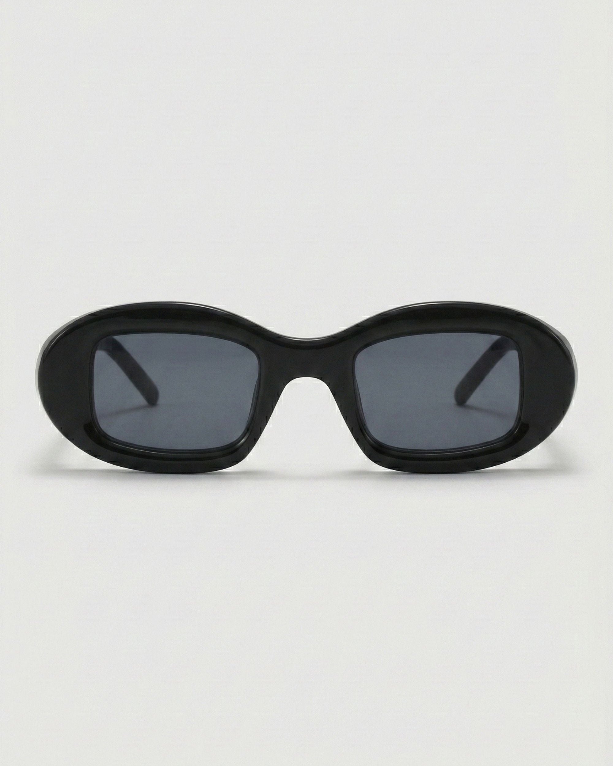 gear 5 sunglasses Gigi | Oval Polarized Sunglasses