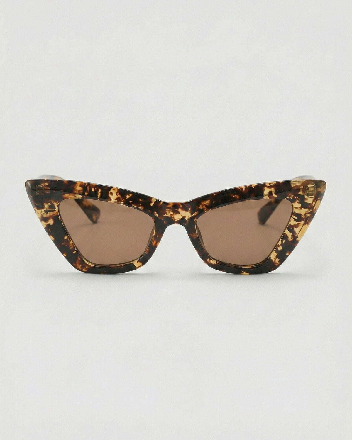 FIFTH & NINTH Kenna Sunglasses NEW With Case Tortoise Brown Cat Eye Camille | Cat-Eye Polarized Sunglasses | Fifth & Ninth  main image 4
